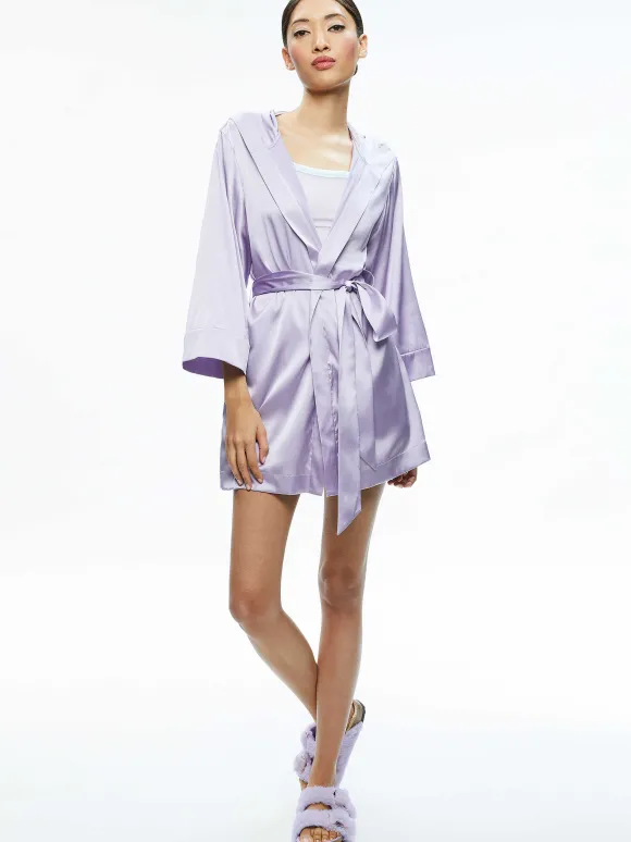 A+O X Big Feelings Becca Robe | Alice and Olivia Best Sale