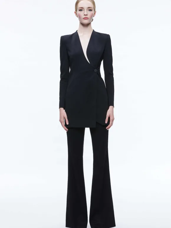 Lucien Curved V-Neck Fitted Blazer | Alice and Olivia Outlet