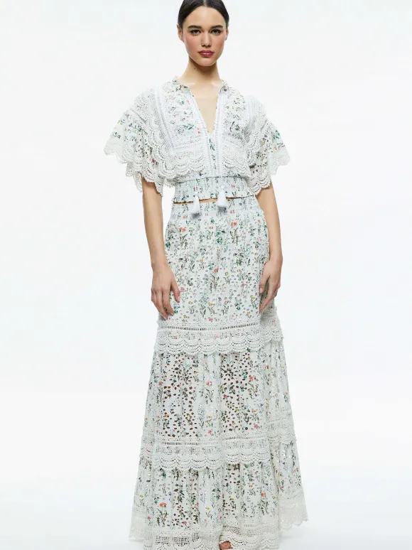 Tabitha Lace Button Front Cropped Blouse | Alice and Olivia Fashion